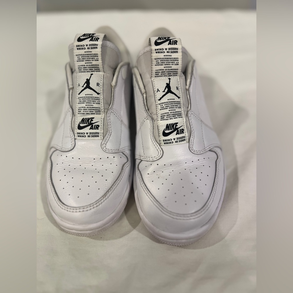 Nike Air Jordan Low White 7.5 Women Leather Sneakers Snaps Athletic Comfort